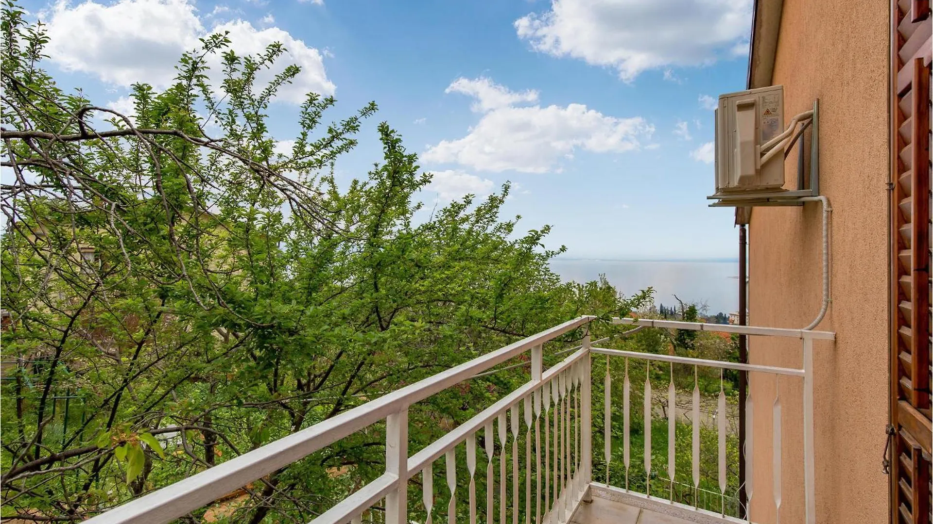 Gorgeous Apartment In Lovran With Kitchen Croatia