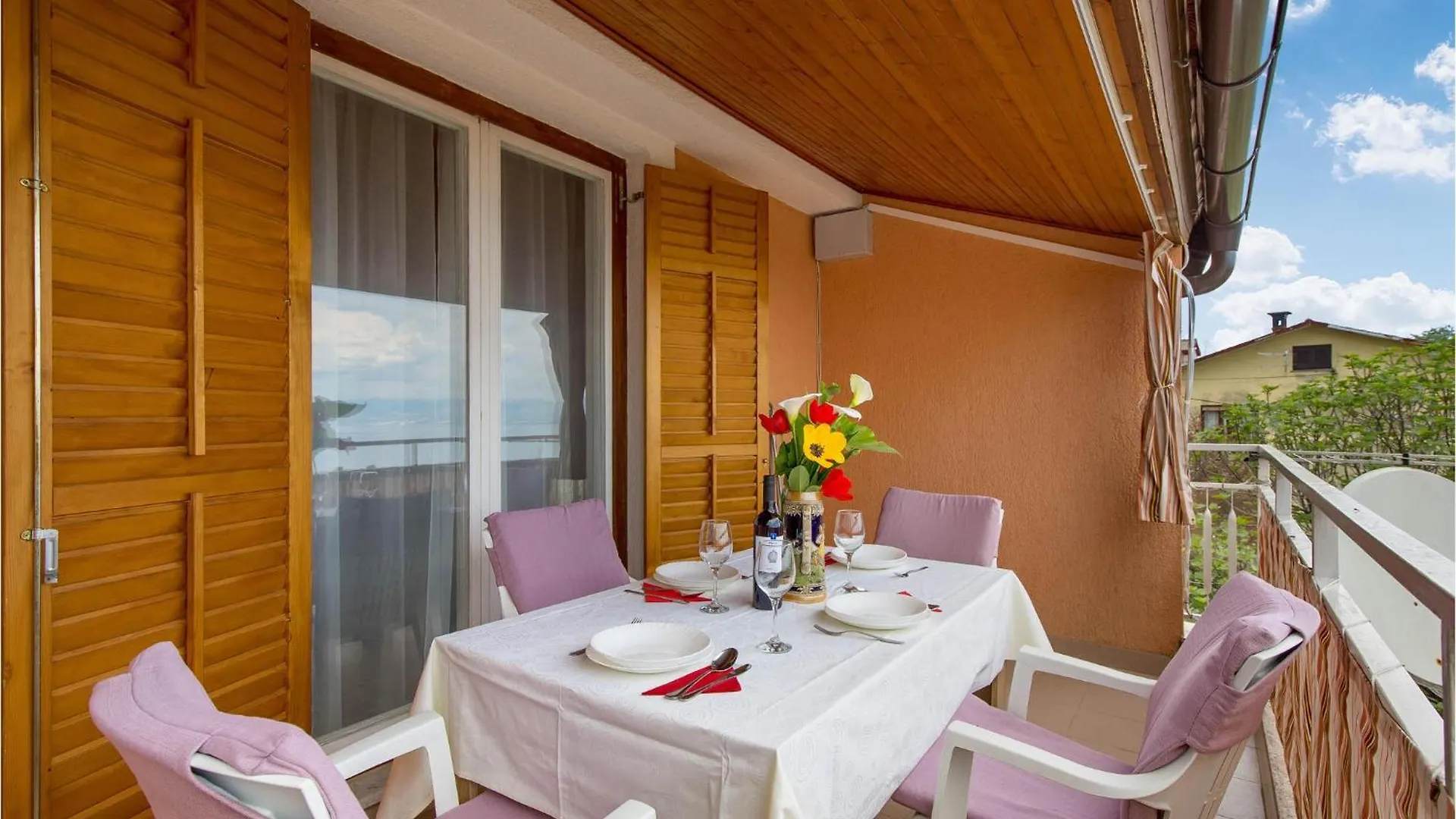 Gorgeous Apartment In Lovran With Kitchen
